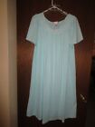 Women's Vtg Shadow Line Mint Green Nylon Embroidery Trim Nightgown 1X Excellent