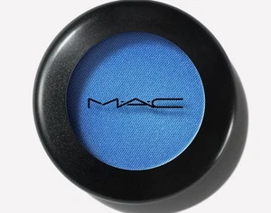 MAC Eye Shadow Satin *TRIENNIAL WAVE*  New in box $25 MSRP - Picture 1 of 3