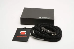 Artisan & Artist Seidenkordelband (schwarz, 38,6") #ACAM306 BLK 0599 NEU - Bild 1 von 4