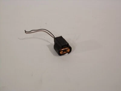 97 98 99 00 01 02 03 MITSUBISHI DIAMANTE HEADLIGHT PLUG PIGTAIL 2 WIRE K1234 - Image 1 of 3