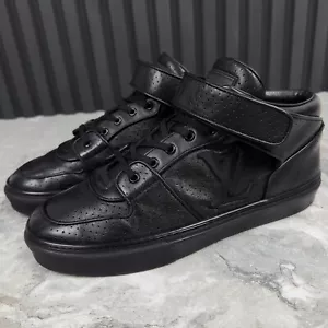 Sneakers Louis Vuitton Acapulco in pelle nera traforata 7,5 LV 8,5 US 41,5 EUR - Foto 1 di 24
