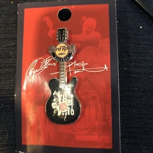 Hard Rock Cafe Detroit The Who Gitarren Pin NEU - Bild 1 von 2