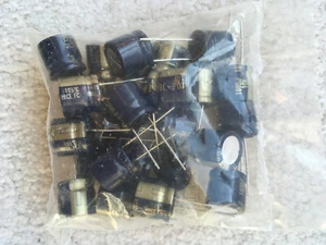 Capacitors 1800uf 10v bag of 25 14 x14 mm approx NOS - Picture 1 of 1