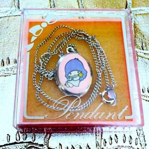 Collana con ciondolo medaglione KikiLala primi 1976 Showa custodia retrò - Foto 1 di 3