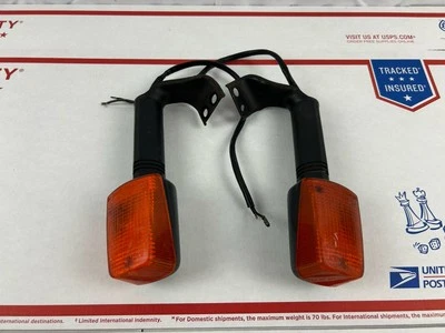 1990 - 1999 Suzuki DR350 SE DR 350 Front Turn Signal Lamp 35601-29EC0 oem - Image 1 of 4