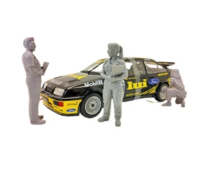 Mechanic Figures 1:18 Scale – Diorama Garage Accessories Human Model Set 1/18 - Picture 1 of 8