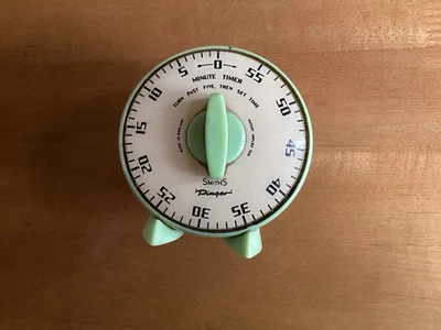 Retro Green Kitchen Timer, Smiths ‘pinger’ - Image 1 of 4