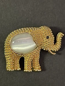 Vintage Gold Tone & Moonstone Elephant Good Luck Brooch by "Roman" - Picture 1 of 7