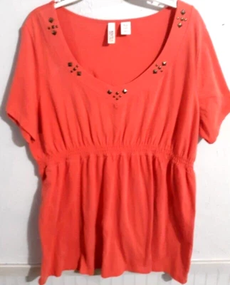 Pullover para mujer Route 66 talla grande 2X cintura imperio tachonado acentuado cuello en V Foto 1 de 4