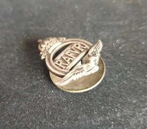 WW2 British Home Front Royal Air Force Volunteer Reserve Lapel Badge 1936-44 #3 - Picture 1 of 7