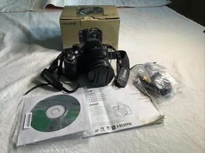 Cámara digital Fujifilm FinePix S Series S4400 14,0 MP negra probada - Imagen 1 de 16