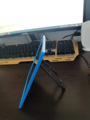 "Stylish and Affordable Second Hand Mirror | Clean and Useful!" - Image 1 of 4