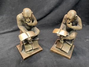 ‘The Thinker’ Sitting Monkey W/Books Brass Metal Statue Bookends 7.25”T VINTAGE - Picture 1 of 7