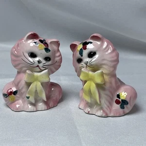 Vintage Pink Cat Salt & Pepper Shakers Ceramic Mid Century Japan Style - Picture 1 of 14