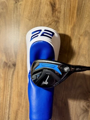 Mizuno ST-Z 230 22° 4 Hybrid with Fujikara Ventus Black 10-TX Shaft RH New Grip - Image 1 of 4