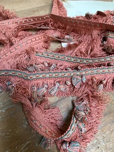 5.45 M Multi Colour Tasseled Fringe Trim - NEW VV Rouleaux Vintage - Picture 1 of 6