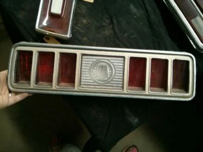 LUZ TRASERA R MONACO EXCL ROYAL 2 PUERTAS SE ADAPTA A 77-78 DODGE PASS 173790 Foto 1 de 2