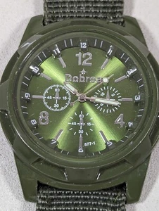 Green Dial Round Case Green Canvas Band Watch 8 Inch - Picture 1 of 8