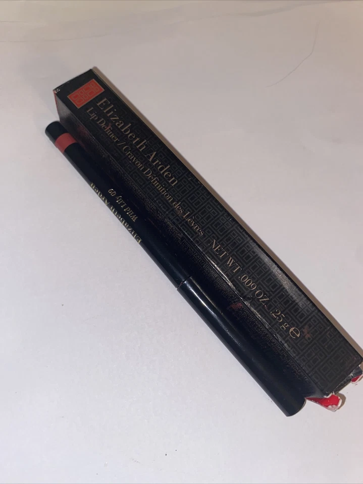 Elizabeth Arden Lip Definer No 09 Wild Lily Boxed - Image 1 of 1