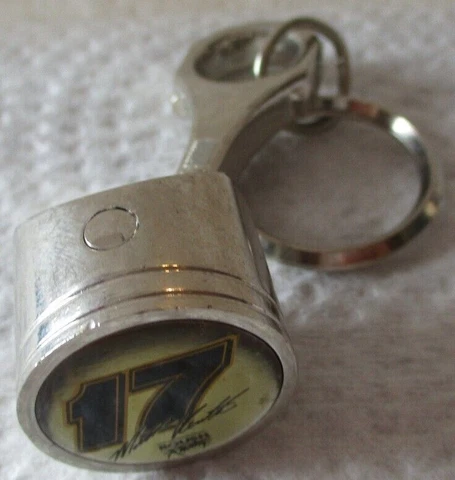 Matt Kenseth # 17 CHROME PISTON METAL KEYCHAIN ! FREE SHIPPING ! FAST SHIPPING ! Cover