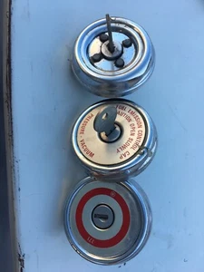 Vintage Lot Of Locking Fas Caps Stant 771, Briggs Stratton - Bild 1 von 10