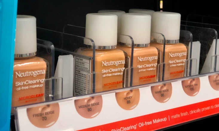 BUY1GET1 AT 20% OFF Neutrogena Skinclearing Oil Free MakeUp Microclear (EXPIRED) - Image 1 of 1