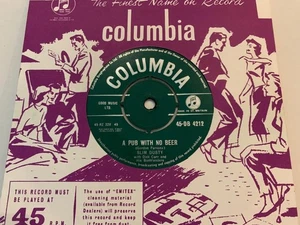 SLIM DUSTY A Pub With No Beer FOLK COUNTRY 1958 UK Columbia DB4212 NEAR MINT - Picture 1 of 2