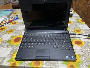 Dell Latitude 2110 - Foto 1 di 15