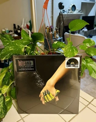 Wicked Soundtrack 2LP RSD 2025 Pink & Green Vinyl Ariana Grande Brand NEW SEALED - Image 1 of 3