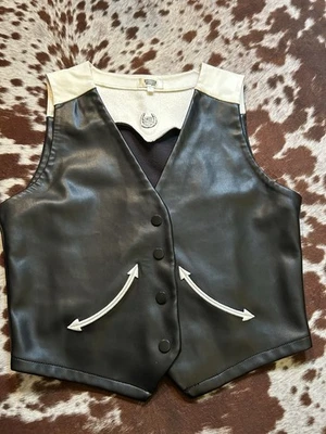 Colete estilo ocidental botão de pressão tamanho LG preto - Imagem 1 de 4