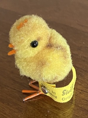 Steiff Tiny 羊毛迷你绒球黄色婴儿小鸡 20 世纪 60 年代复古金属脚 1 英寸带 ID — 第 1/4 张图片