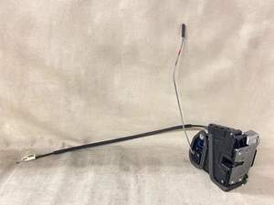 2016 Silverado 3500 Front Door Latch Assembly LH Front 13598357 NO Passive Entry - Picture 1 of 11