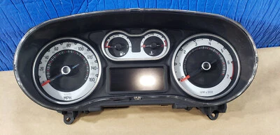 Cuadro de instrumentos velocímetro Fiat 500L 2014-2017 calibre 51968387 OEM 49 K Foto 1 de 4