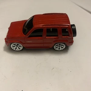 Maisto Red Jeep Liberty Diecast Car 1:64 (FORMERLY A KEYCHAIN) - VERY RARE - GC - Picture 1 of 6
