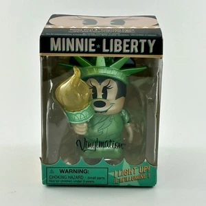 Statua della Libertà Disney Minnie NYC NOS IN SCATOLA Illumina Vinile LEGGERE - Foto 1 di 6