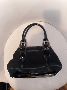 Tignanello Black Suede Bucket Tote Bag Lined Inside Pockets Magnetic Clousure - Picture 1 of 8