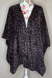 Cuddl Duds Wrap Womens Plus Sz 1X/2X Animal Print Soft Blanket Optional Sleeves - Picture 1 of 9