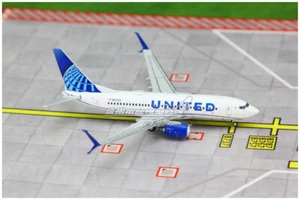 1:400 GeminiJets UNITED BOEING B737-700 Airplane Diecast Plane Aircraft Model - Picture 1 of 11