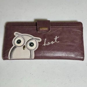 Cartera Búho Por Reliquia “Hoot” Detalle Bordado Cuero Sintético Marrón - Imagen 1 de 9