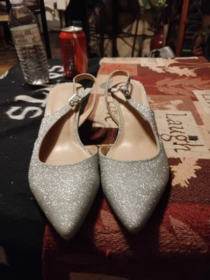 PLATINUM COLLECTION by JADE Gold sling back heels sz 11 - Image 1 of 4