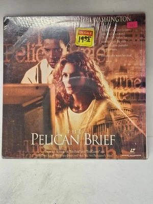 The Pelican Brief - Starring Julia Roberts (1993) Laserdisc - Nice! - Image 1 of 4