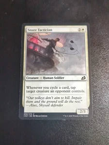 Snare Tactician Ikoria: Lair of Behemoths Regular - Bild 1 von 2