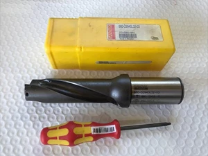 Sandvik Indexable Insert Drill: 880-D2940L32-03 - Picture 1 of 5