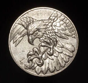 Níquel búfalo con águila.  Novedad Antiguo Aspecto Buffalo Nickel Moneda Exonumia - Imagen 1 de 3