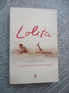 Lolita, Vladimir Nabokov, paperback, 315p, English edit.,Penguin books, UK, 1997 - Picture 1 of 9