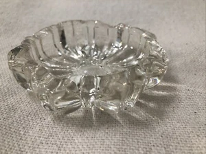 Fluted 3" Clear Glass Trinket Ashtray Floral Pressed Cottage Core Granny Vintage - Picture 1 of 8