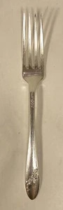 Forchetta piatto vintage Oneida Tudor argento - modello Queen BES - anni '40 - 7,5" - Foto 1 di 3