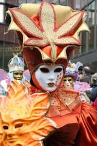 MÁSCARA *IMÁN NEVERA* DRAMA DESFILE CARNAVAL MARTES GRAS FESTIVAL DISFRAZ COLORIDO - Imagen 1 de 2