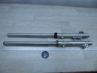 Kawasaki KZ550 LTD K881 1982. horquillas suspensión delantera Foto 1 de 4