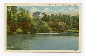 Lockport Town and Country Club, Lockport, New York Color Postcard - Picture 1 of 2